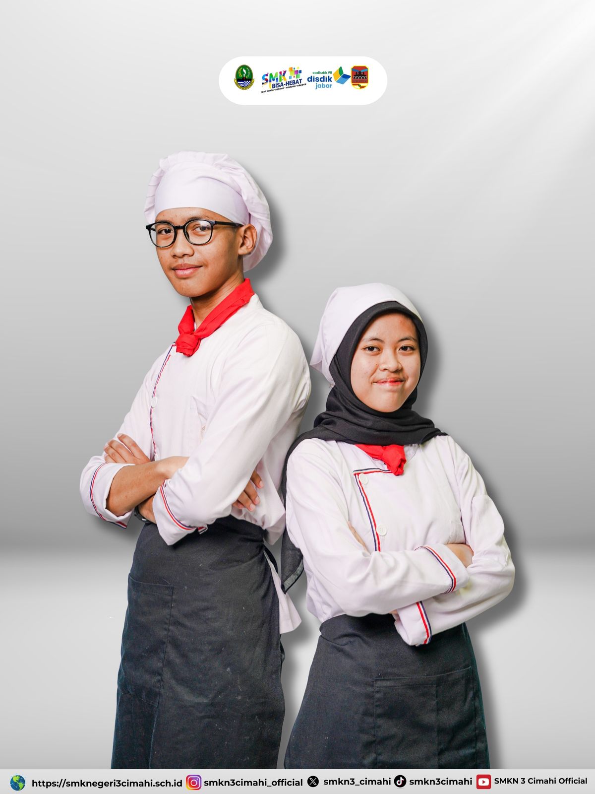 Foto Seragam