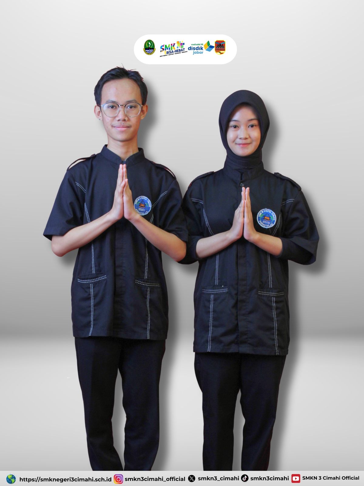 Foto Seragam