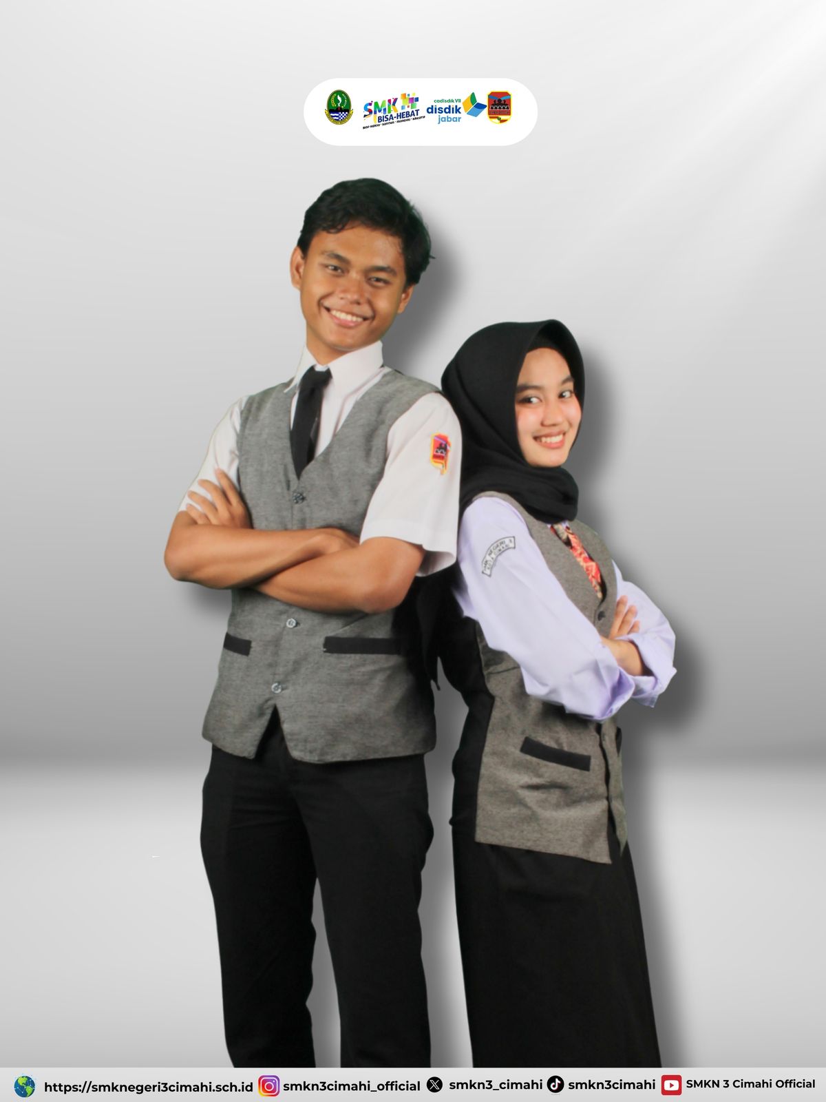 Foto Seragam