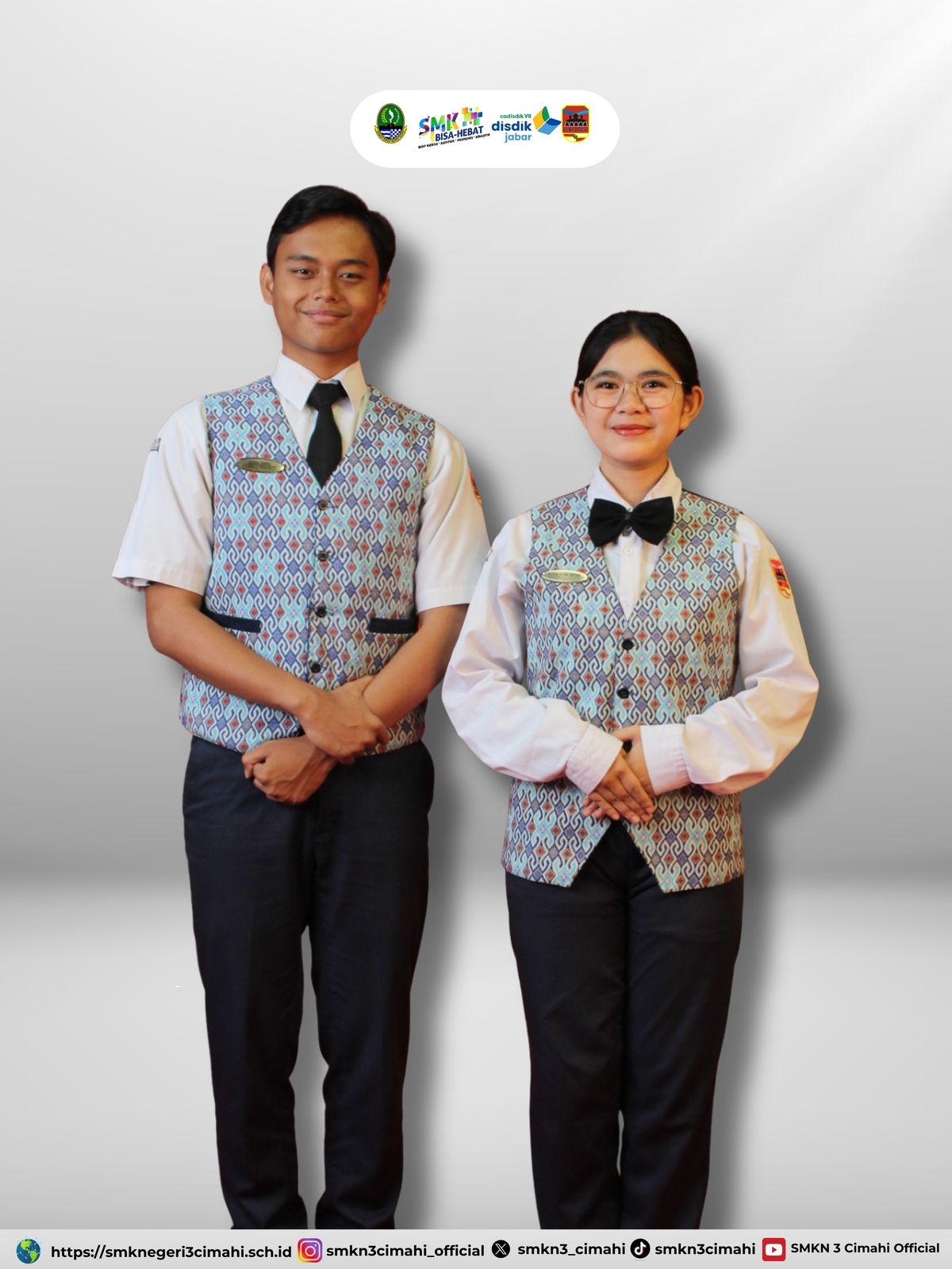 Foto Seragam